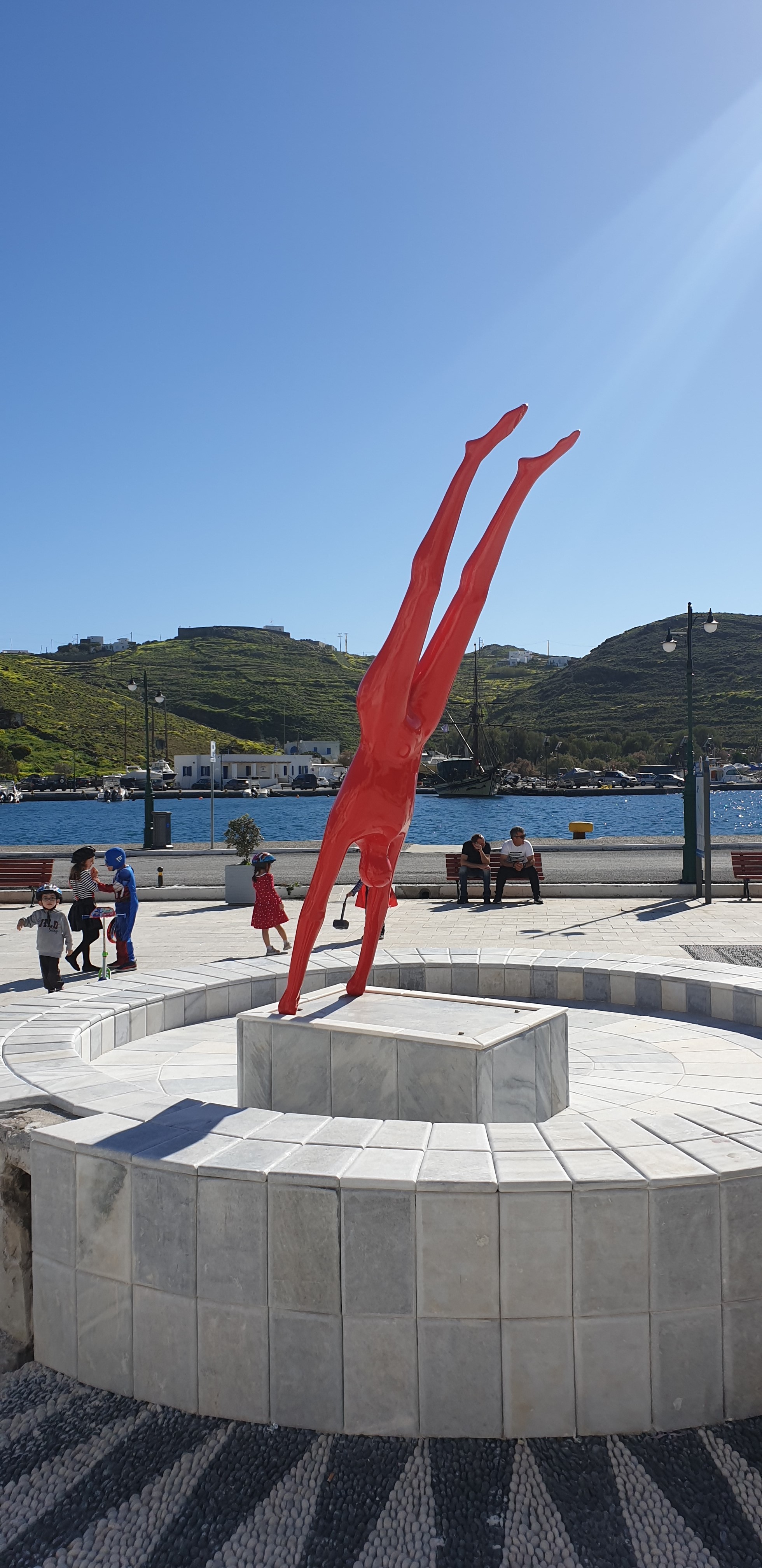 DIVER - PORT OF IOS ISLAND